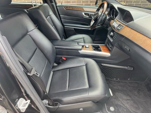 Used 2014 Mercedes-Benz E 350 4dr Sdn E 350 Luxury 4MATIC image 12