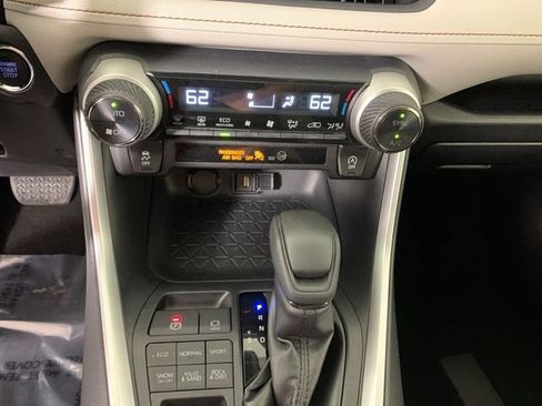 Used 2020 Toyota RAV4 XLE w/ All Weather Liner Package image 24