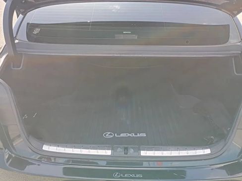 Used 2018 Lexus LS 500 AWD w/ Luxury Package image 22