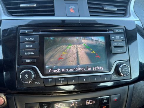 Used 2018 Nissan Sentra SV image 19