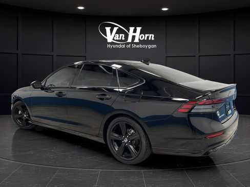Used 2024 Honda Accord Sport image 5