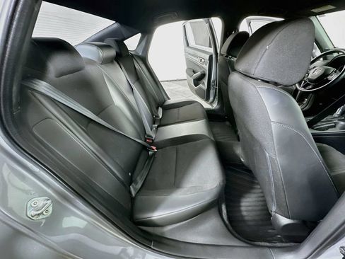 Used 2022 Honda Civic Sport image 11