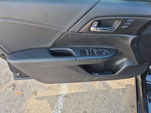Used 2014 Honda Accord EX-L image 10