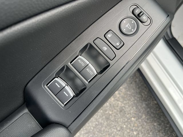 Used 2023 Honda Civic EX-L image 17