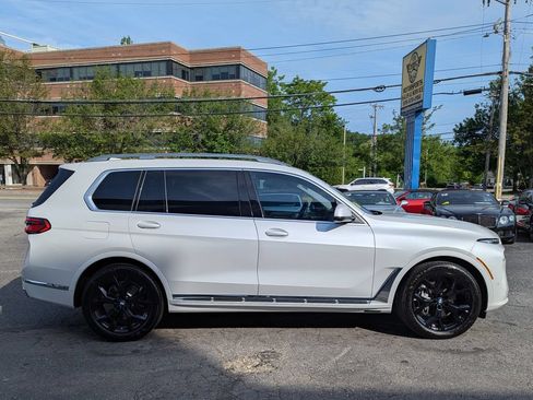 Used 2023 BMW X7 xDrive40i w/ Premium Package AWD/4WD image 7