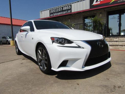 Used 2016 Lexus IS 200t image 6