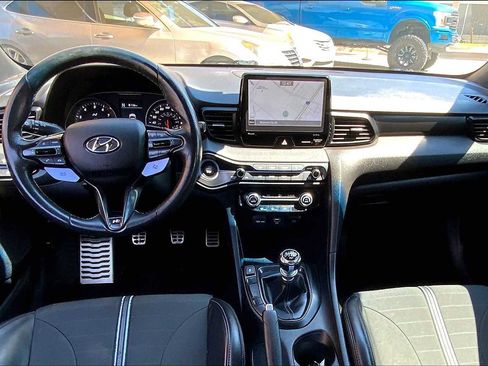 Used 2022 Hyundai Veloster N image 15