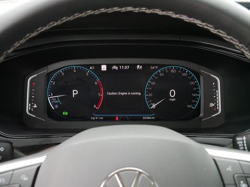 Used 2023 Volkswagen Taos SEL image 21