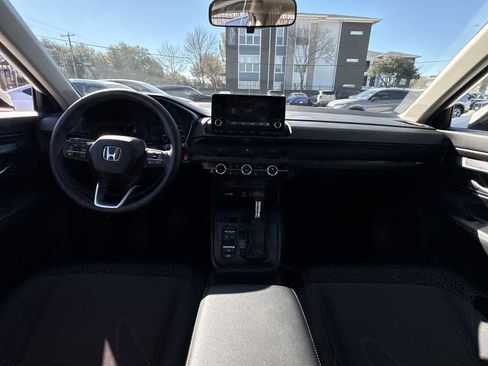 Certified 2023 Honda CR-V EX image 9