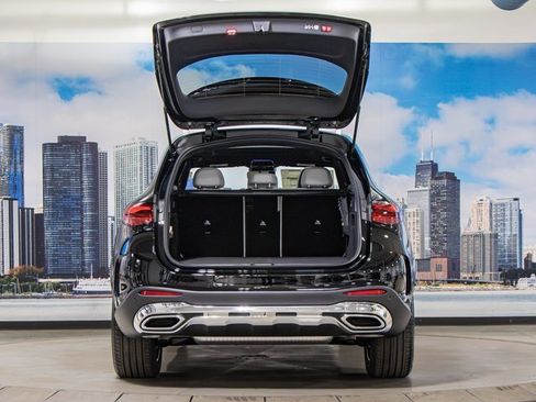 New 2026 Mercedes-Benz GLC 300 4MATIC image 12