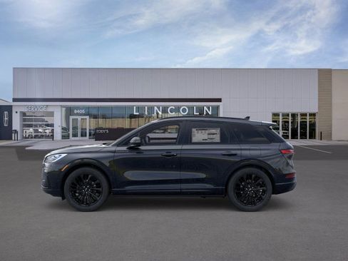 New 2025 Lincoln Corsair Reserve w/ Equipment Group 202A image 3