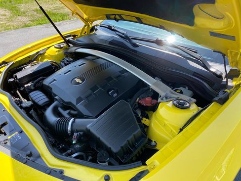 Used 2015 Chevrolet Camaro LT image 48