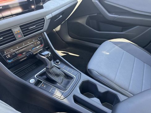 New 2025 Volkswagen Jetta SE image 20