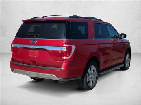 Used 2020 Ford Expedition XLT w/ Equipment Group 202A AWD/4WD image 5