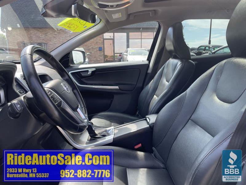 Used 2016 Volvo XC60 T6 w/ Proximity Package AWD/4WD image 10