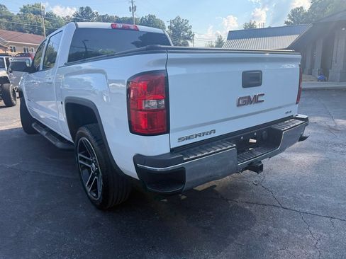 Used 2015 GMC Sierra 1500 SLE w/ Carbon-22 Edition AWD/4WD image 6