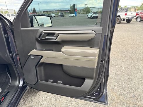 Used 2022 Chevrolet Silverado 1500 ZR2 w/ Technology Package AWD/4WD image 32