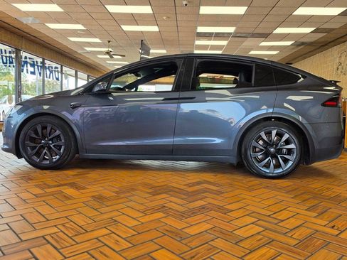 Used 2022 Tesla Model X Plaid AWD/4WD image 5