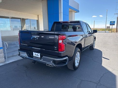 Used 2024 Chevrolet Silverado 1500 LT w/ Z71 Off-Road Package AWD/4WD image 5