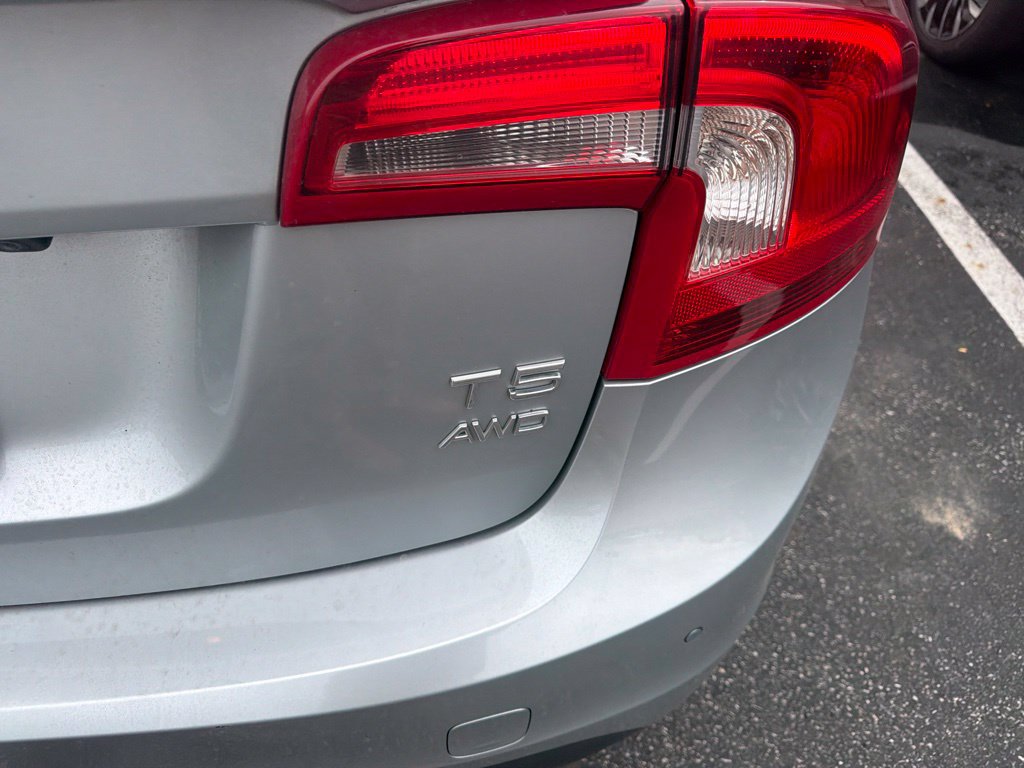 Used 2013 Volvo S60 T5 AWD/4WD image 6