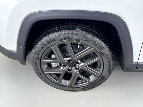 New 2026 Jeep Compass Limited w/ Sun, Sound & Navigation Group image 29