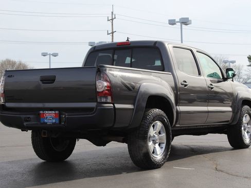 Used 2012 Toyota Tacoma 4x4 Double Cab w/ TRD Sport Pkg image 7