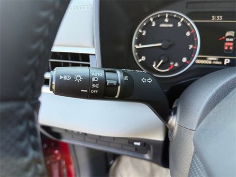 New 2025 Mitsubishi Outlander SE image 14