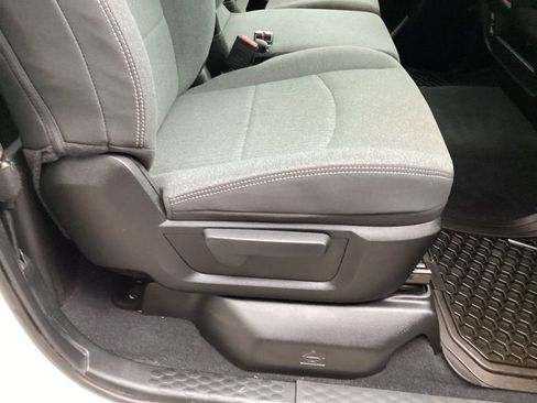 Used 2021 RAM 2500 Tradesman image 27