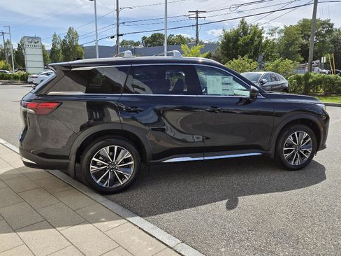 New 2026 INFINITI QX60 Luxe w/ Cargo Package image 15