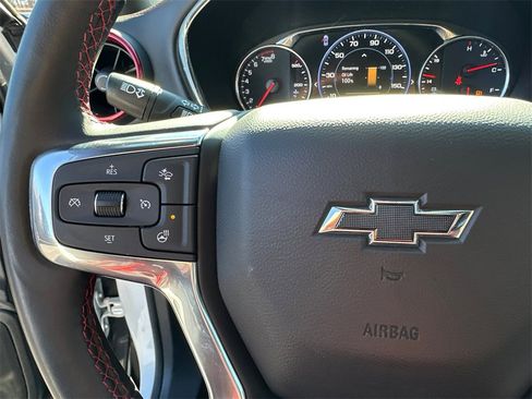 Used 2022 Chevrolet Blazer RS w/ Enhanced Convenience Package image 25