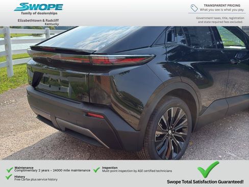 New 2026 Toyota C-HR AWD/4WD image 10
