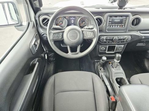 Used 2023 Jeep Wrangler Unlimited Sport AWD/4WD image 7