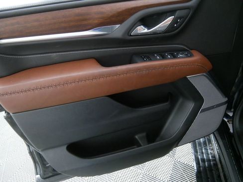 Used 2024 GMC Yukon Denali Ultimate image 11