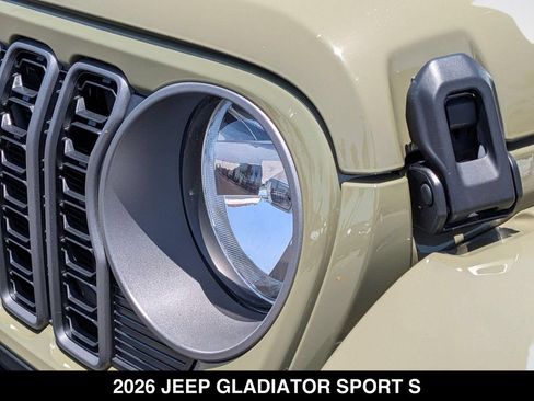 Used 2026 Jeep Gladiator Sport AWD/4WD image 7