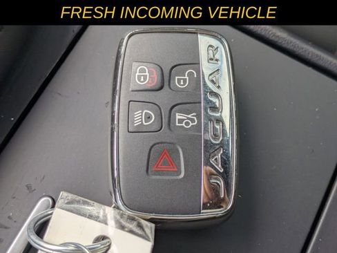 Used 2019 Jaguar F-TYPE Coupe image 21