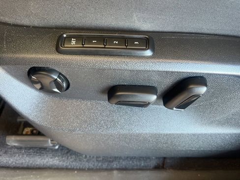 Used 2021 Volkswagen Atlas SEL Premium image 55