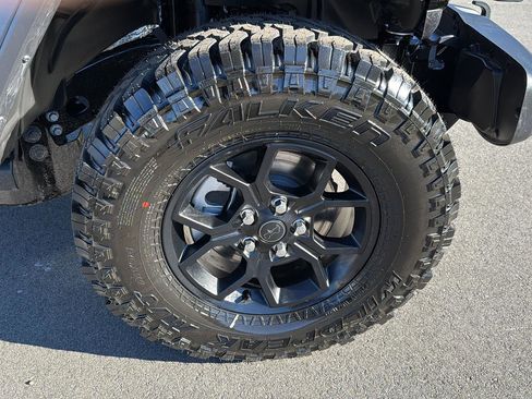 New 2026 Jeep Wrangler Willys AWD/4WD image 11