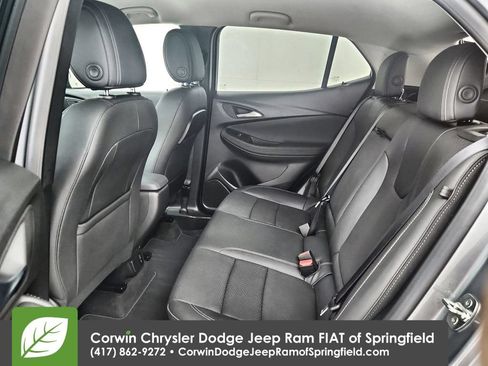 Used 2023 Buick Encore GX Essence FWD image 28