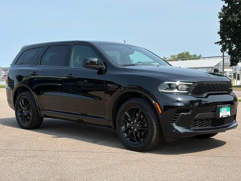 Used 2025 Dodge Durango GT AWD/4WD image 2