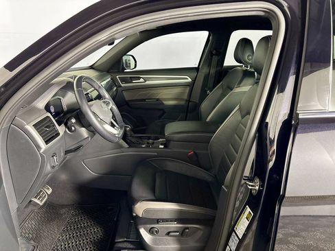 Certified 2021 Volkswagen Atlas Cross Sport SEL Premium R-Line AWD/4WD image 12