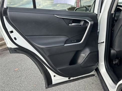 Used 2024 Toyota RAV4 XLE image 21