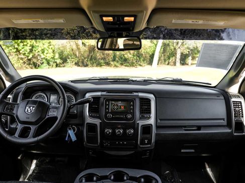 Used 2016 RAM 2500 SLT image 14
