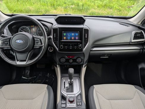 Used 2021 Subaru Forester Premium AWD/4WD image 10