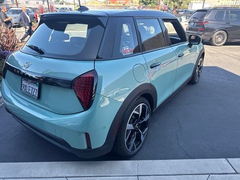 Used 2026 MINI Cooper S FWD image 8