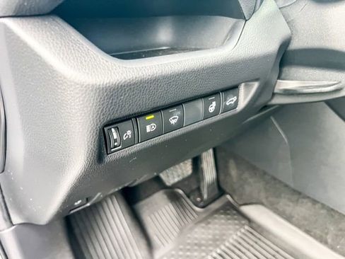 Used 2022 Toyota RAV4 XSE image 13