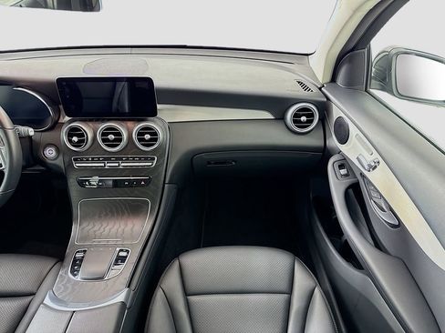 Used 2022 Mercedes-Benz GLC 300 GLC 300 image 22