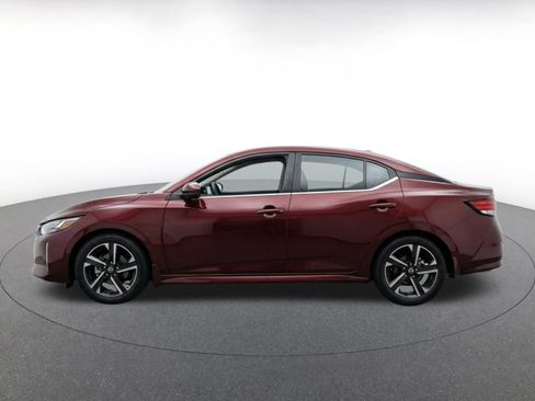 Used 2025 Nissan Sentra SV FWD image 4