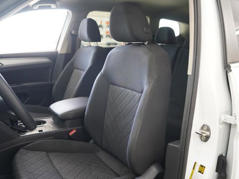 Used 2021 Volkswagen Atlas S FWD image 25