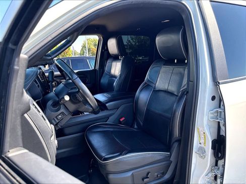 Used 2022 RAM 3500 Limited AWD/4WD image 23