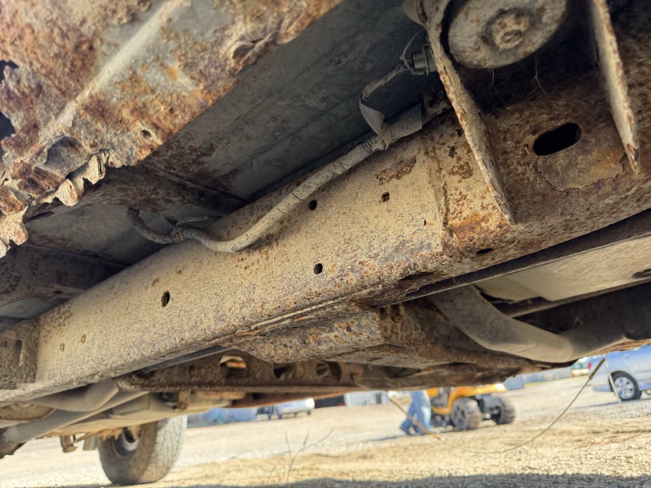 Used 2000 Chevrolet Silverado 1500 LS w/ Off-Road Chassis Pkg AWD/4WD image 18